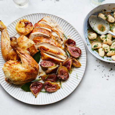 baked-chicken-with-figs-cava